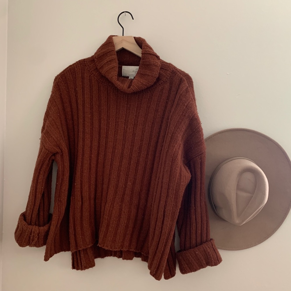 oversized burnt orange sweater
